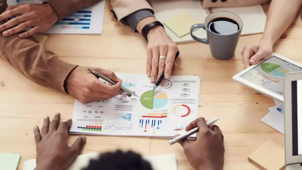 Desarrolla una Estrategia de Negocios Ganadora con Consultoría Profesional 1 Consultoría Profesional